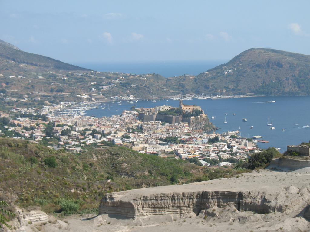B&B Al Salvatore Di Lipari Esterno foto
