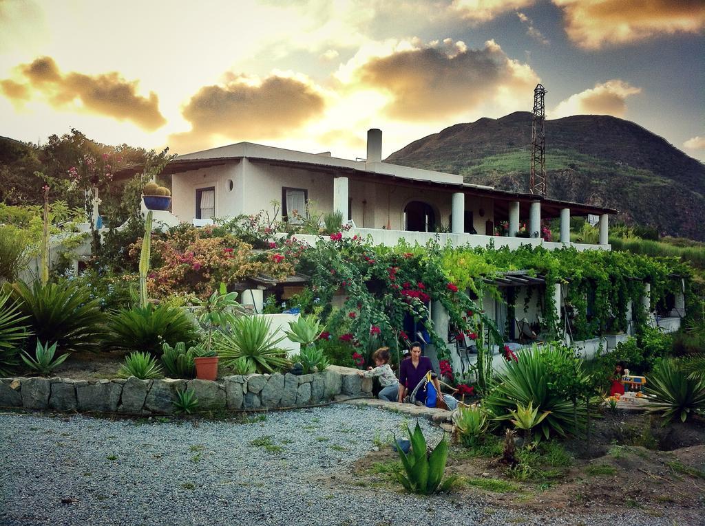 B&B Al Salvatore Di Lipari Esterno foto